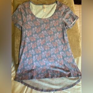 Womens LuLa Roe T-Shirt